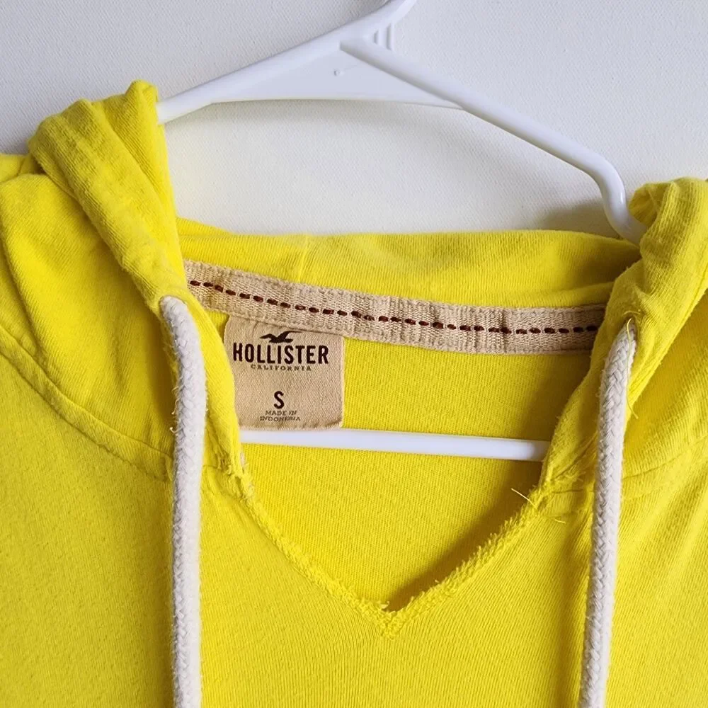 Hollister Shirt Hoodie Women Small Yellow Long Sleeve V-Neck Kangaroo Pocket